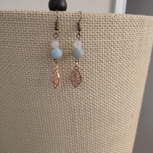 Earrings - Picture 7 of 12